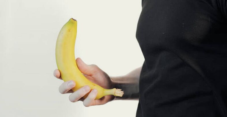 Penisvergrößerungsmassage am Beispiel einer Banane